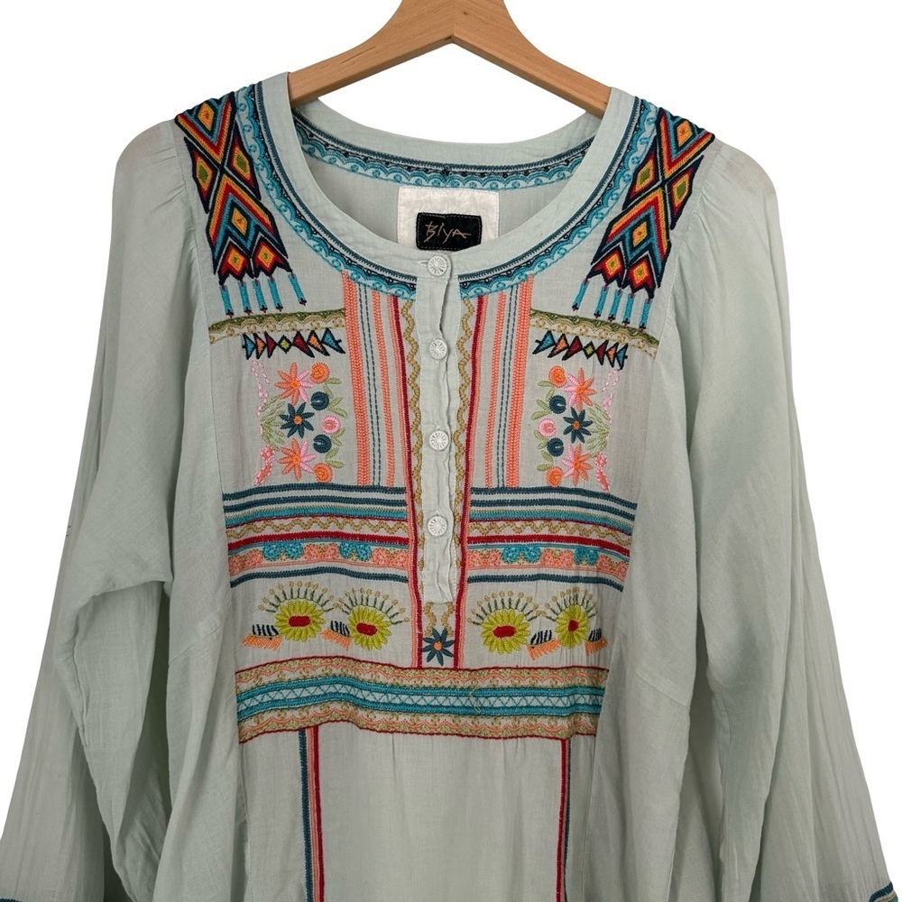 Johnny Was BIYA Embroidered Tunic Top Sz M - Picture 2 of 6
